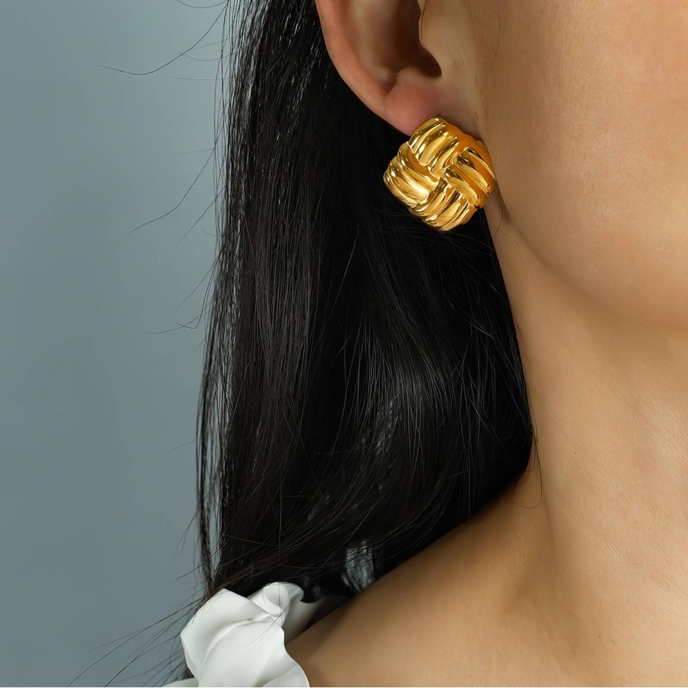 Gold Geometric Woven Earrings